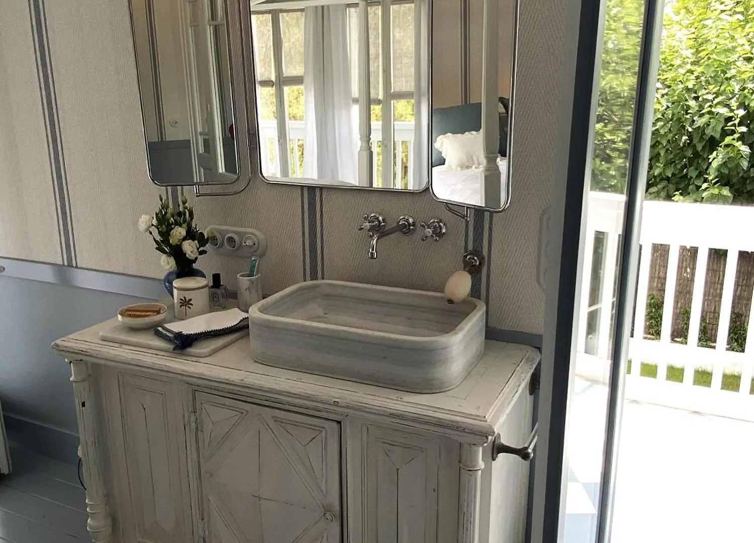 Villa Lacolonial 5 Minutes Walk From Beach And 10 Minutes From Center Design Sitges